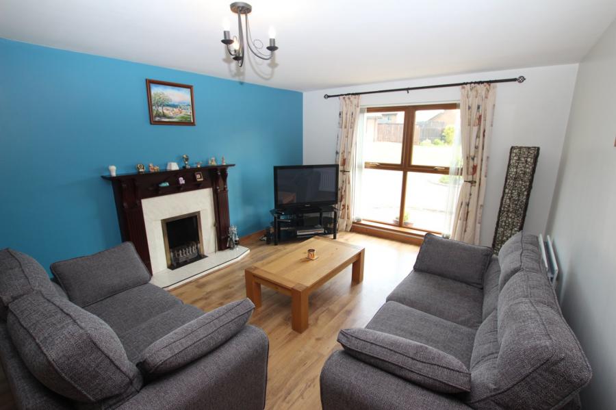 8 Blackthorn Road