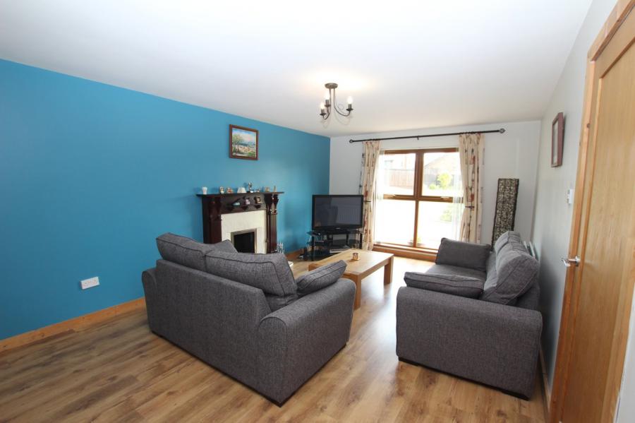 8 Blackthorn Road