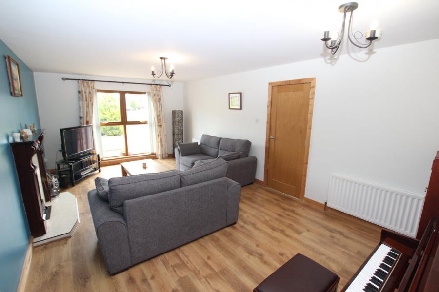 8 Blackthorn Road