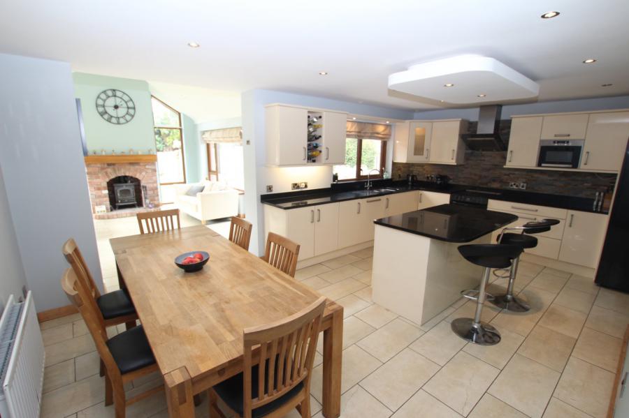 8 Blackthorn Road