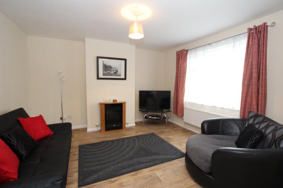 6 Bawnmore Grove