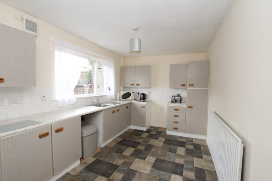 6 Bawnmore Grove