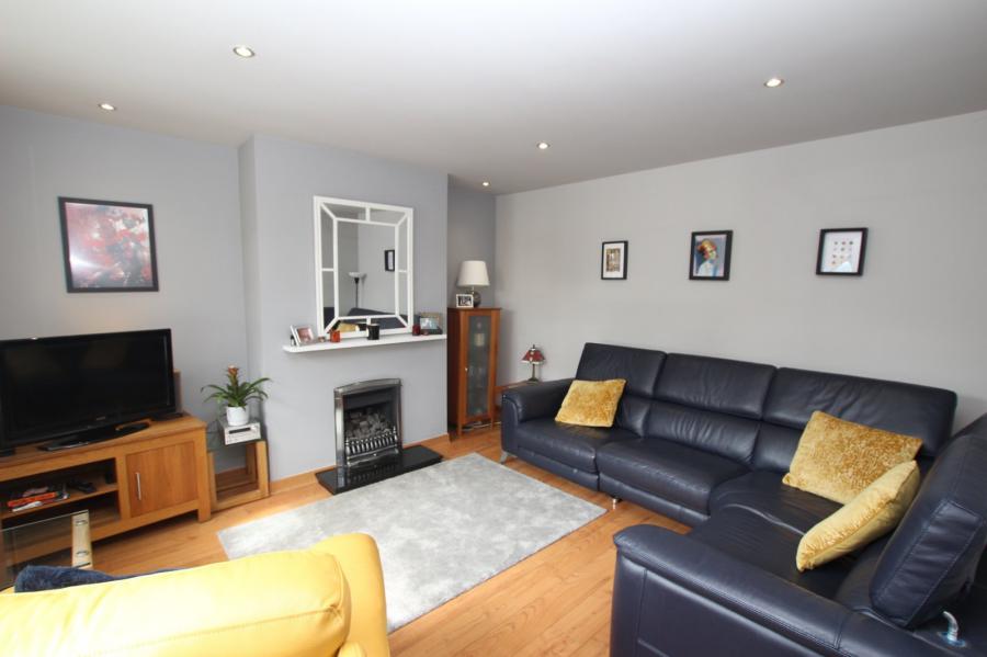 8 Hightown Rise