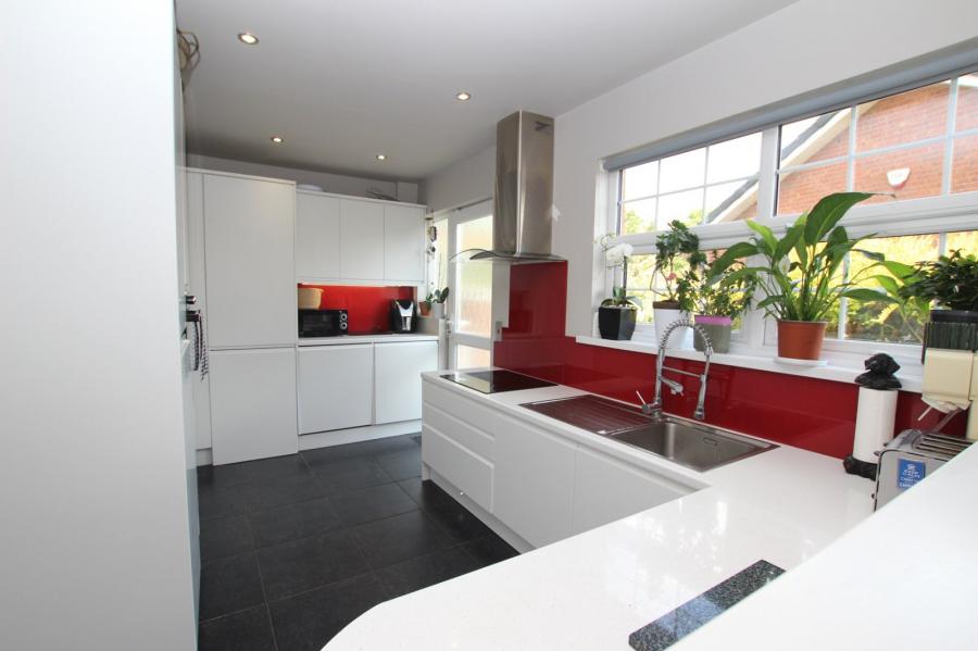 8 Hightown Rise