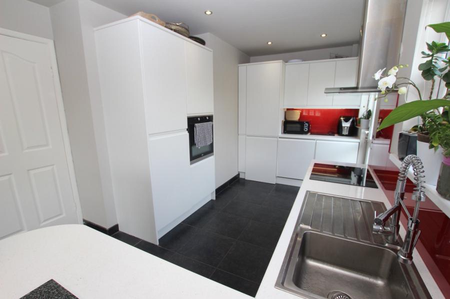 8 Hightown Rise