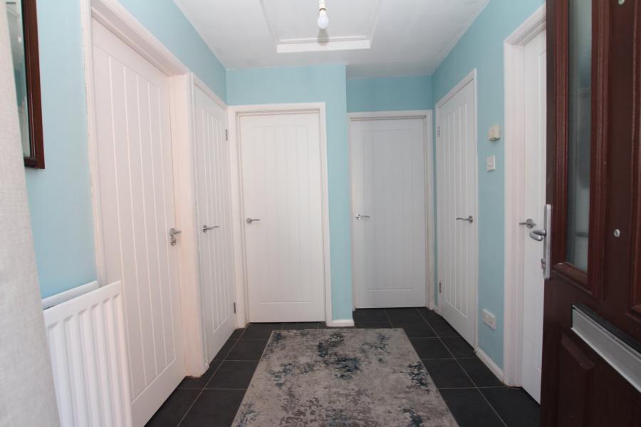 5b Queens Drive