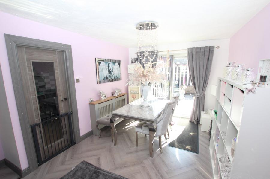 6 Ambleside Street