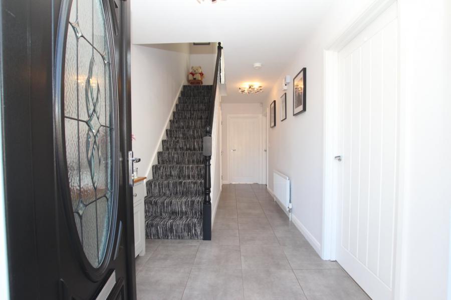 12 Glen Corr Way
