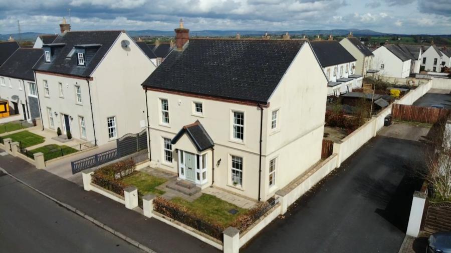 3 Blackrock Park Avenue