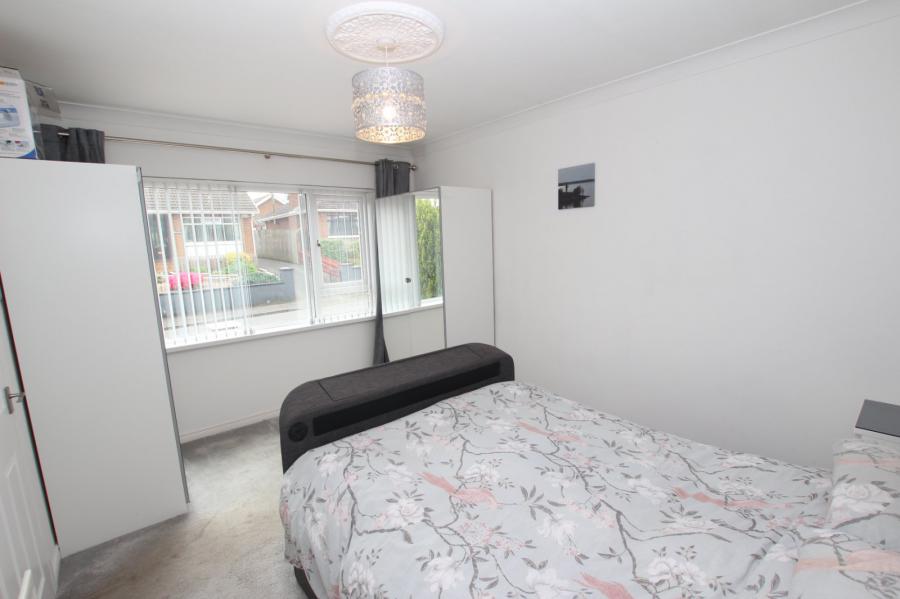 3 Woodford Park