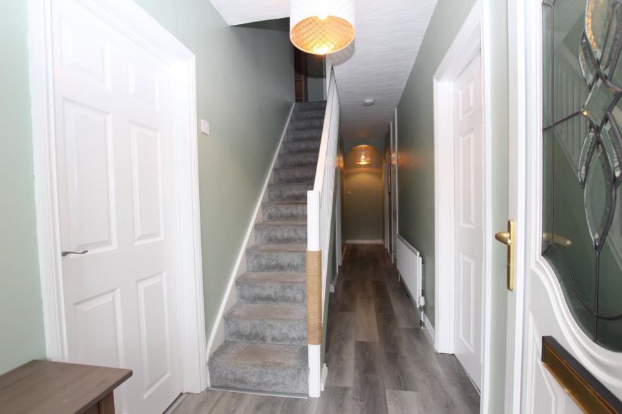 3 Woodford Park