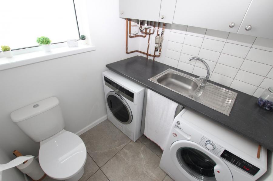 3 Woodford Park