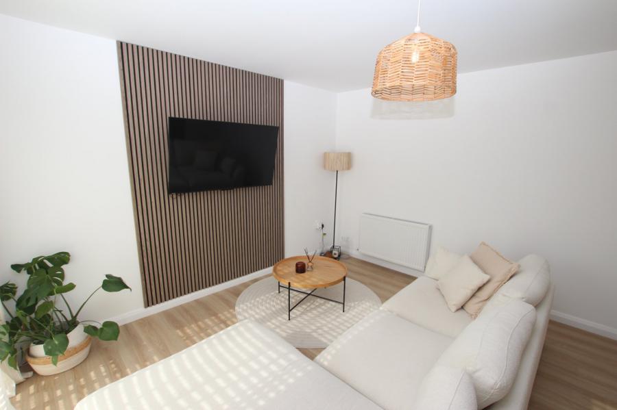 Apartment 2, 240 North Queen Street