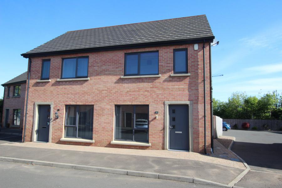 8 Glenwell Mews