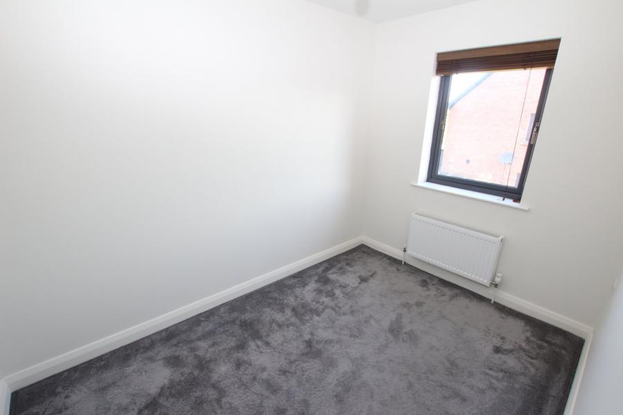 8 Glenwell Mews