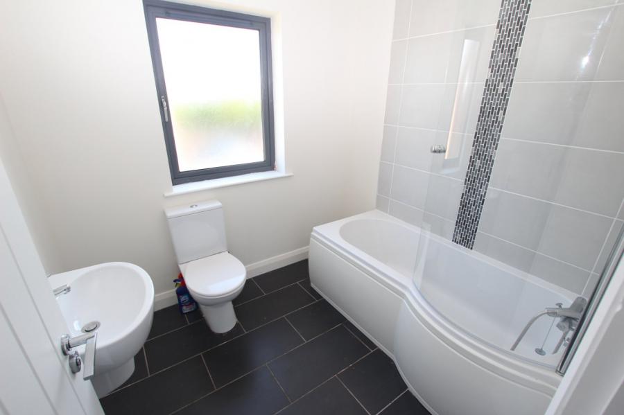 8 Glenwell Mews