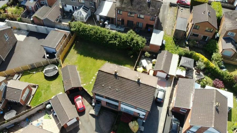 10 Fairhill Gardens