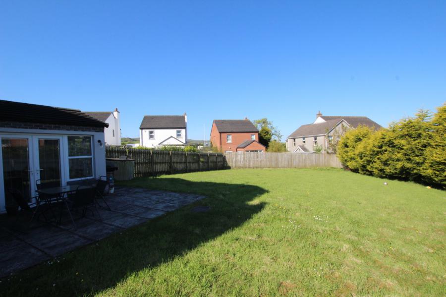 26 Cashelton Manor