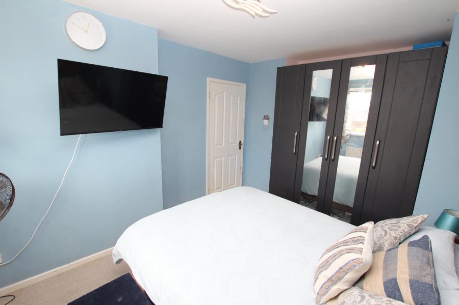 25 Kings Walk