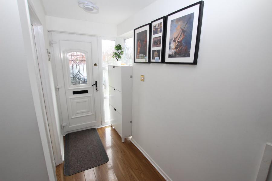 25 Kings Walk