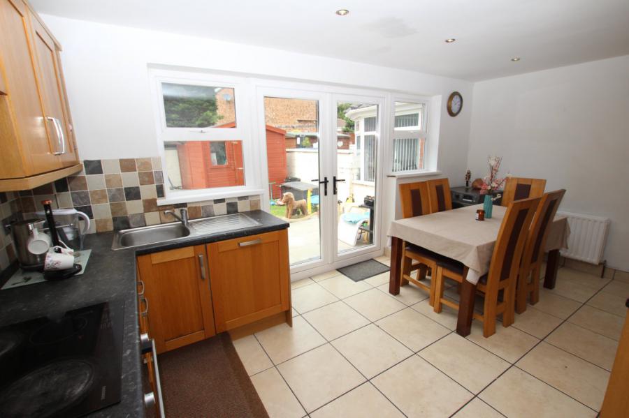 25 Kings Walk