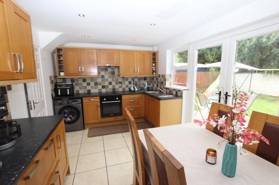 25 Kings Walk