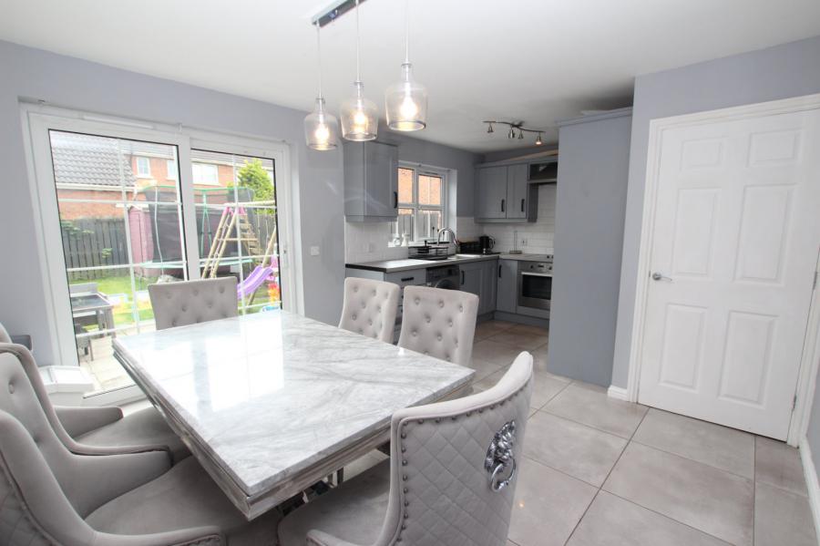 25 Carnbeg Dale