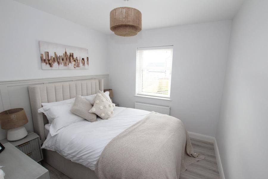 16 Rushfield Place