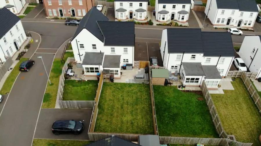 16 Rushfield Place