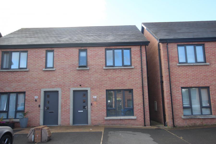 21 Glenwell Mews