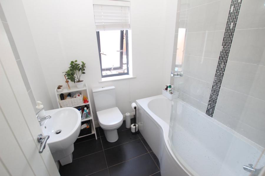 21 Glenwell Mews