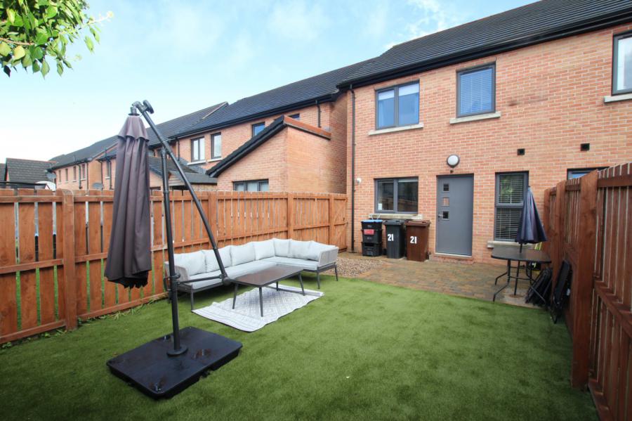 21 Glenwell Mews