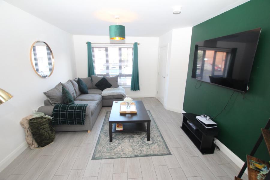 21 Glenwell Mews