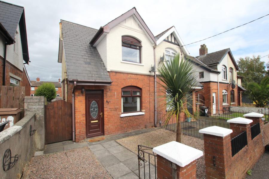 47 Longlands Road