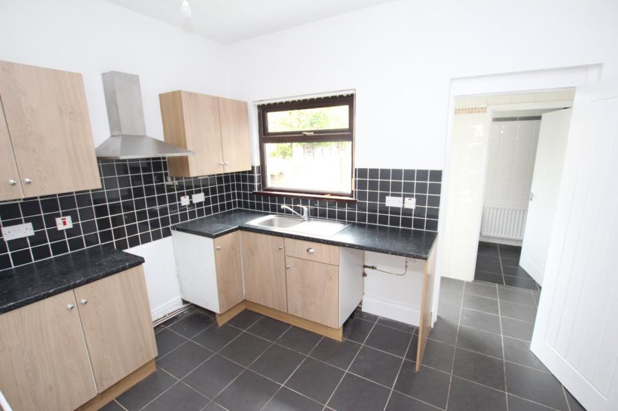 47 Longlands Road