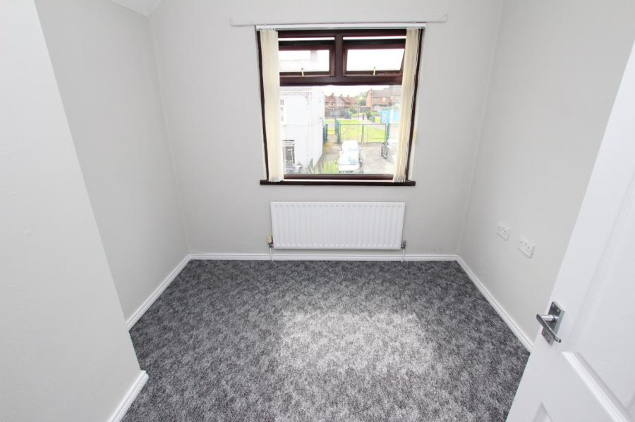 47 Longlands Road