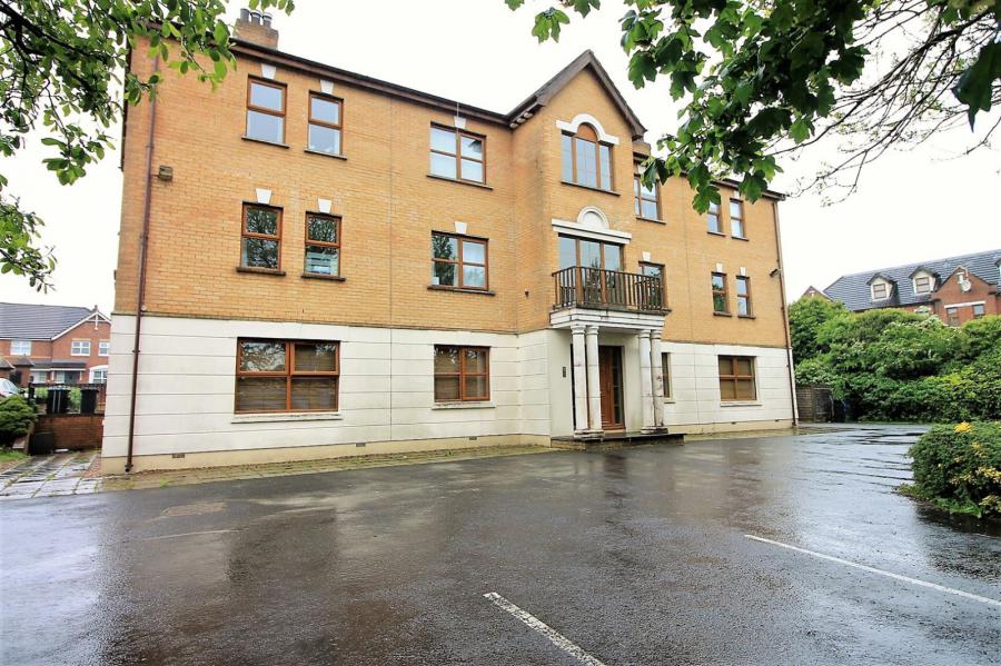 8 Mayfield Avenue