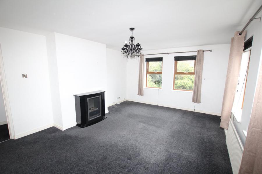 8 Mayfield Avenue