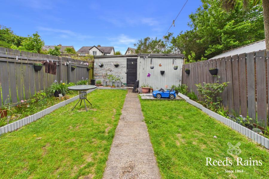 172 Joanmount Gardens
