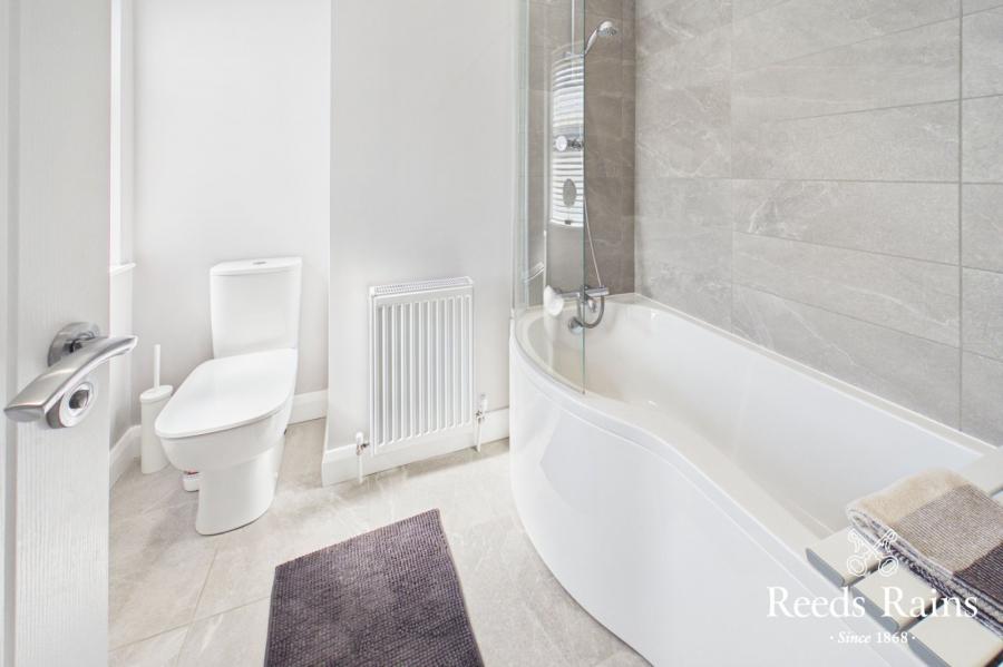 8 Rushfield Place