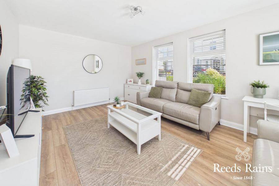 8 Rushfield Place