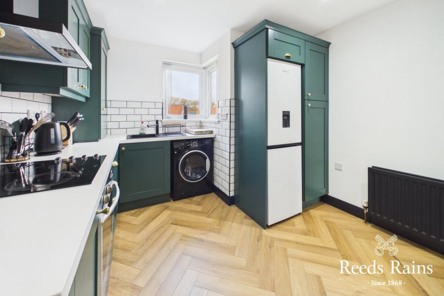 24 Mill Church Manor