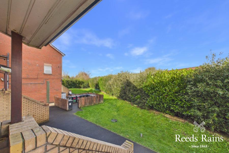 24 Mill Church Manor