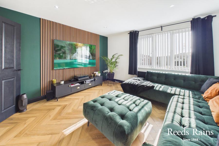 24 Mill Church Manor