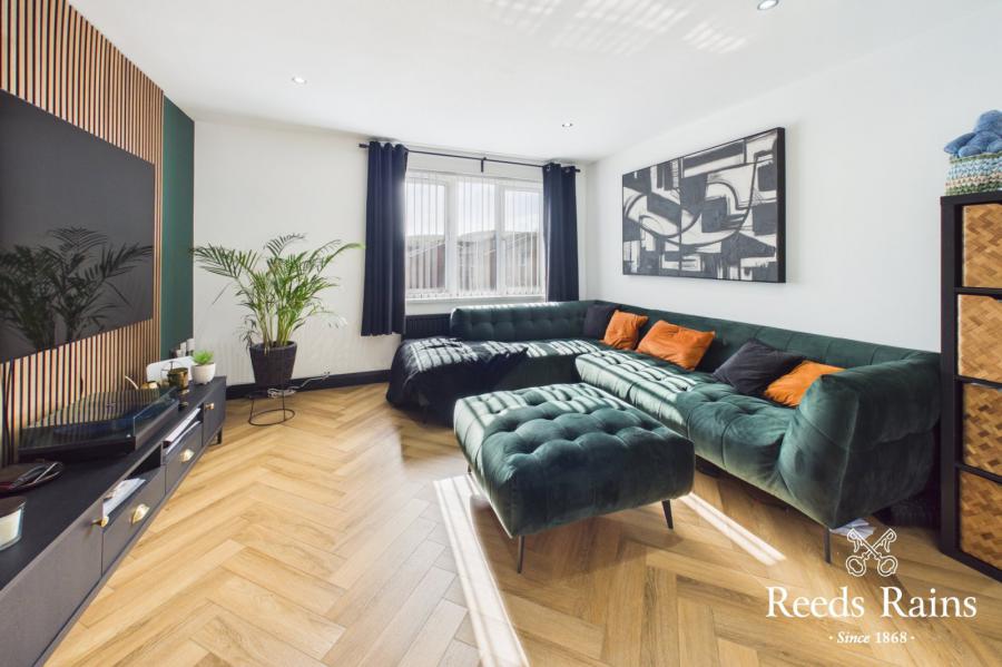 24 Mill Church Manor