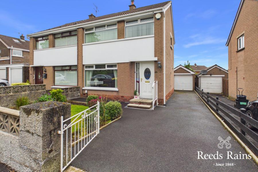 4 Fairview Crescent