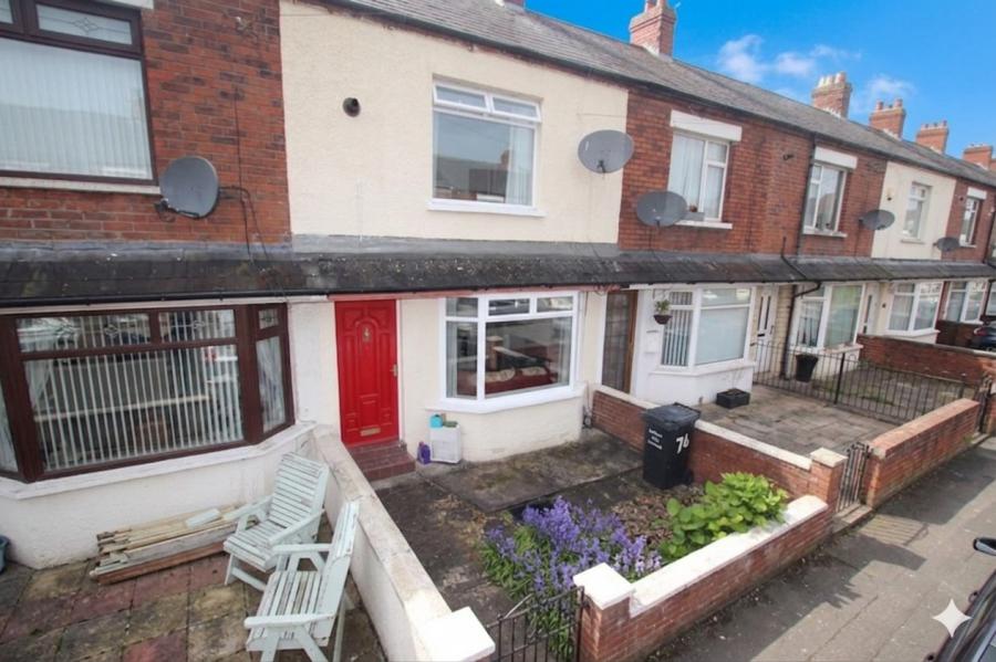 76 York Park