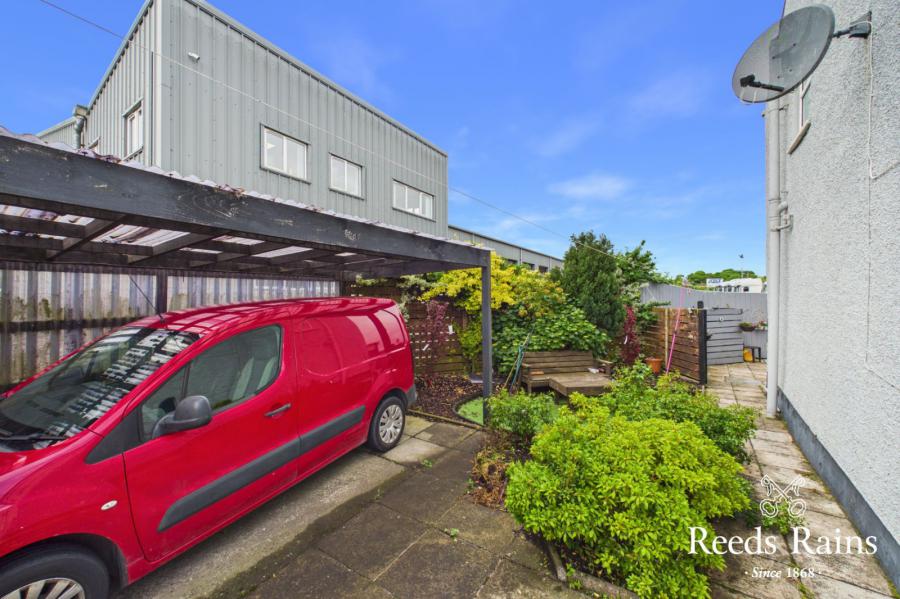 5 Craigarogan Road
