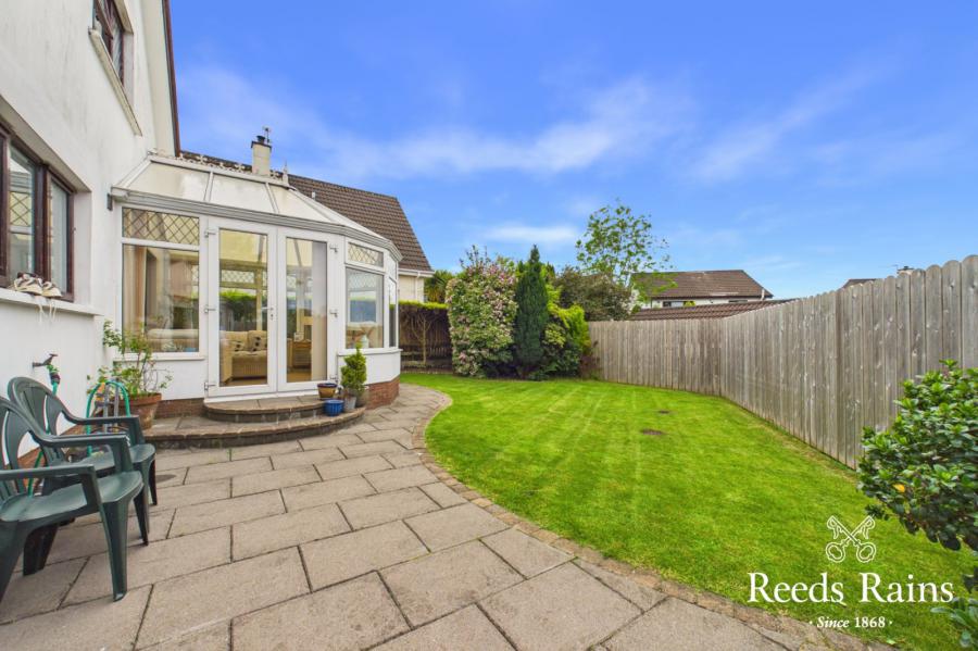 8 Victoria Close