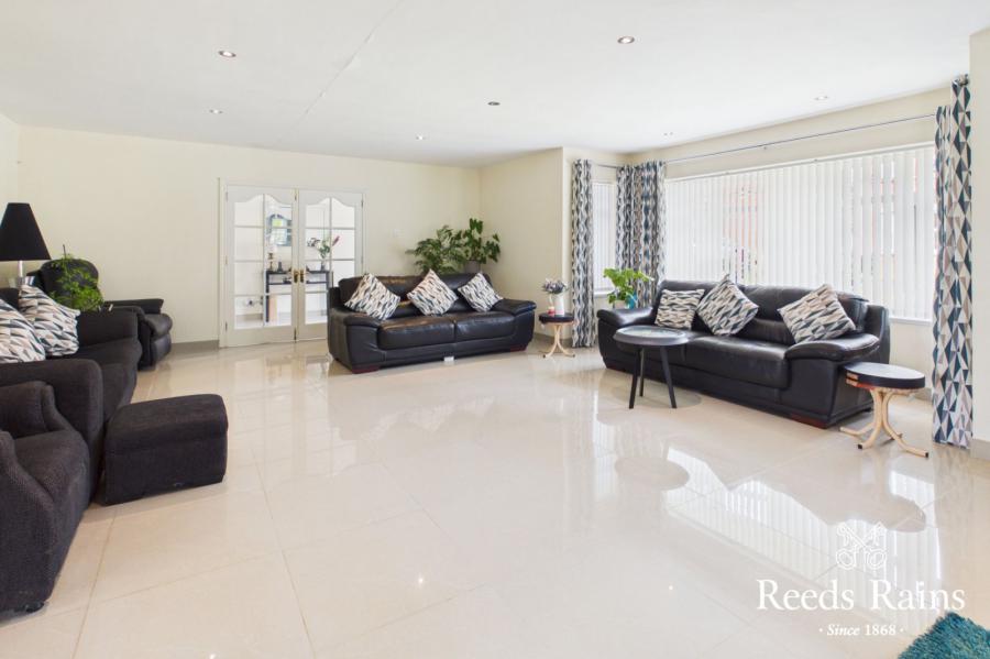 5 Ballyvesey Road